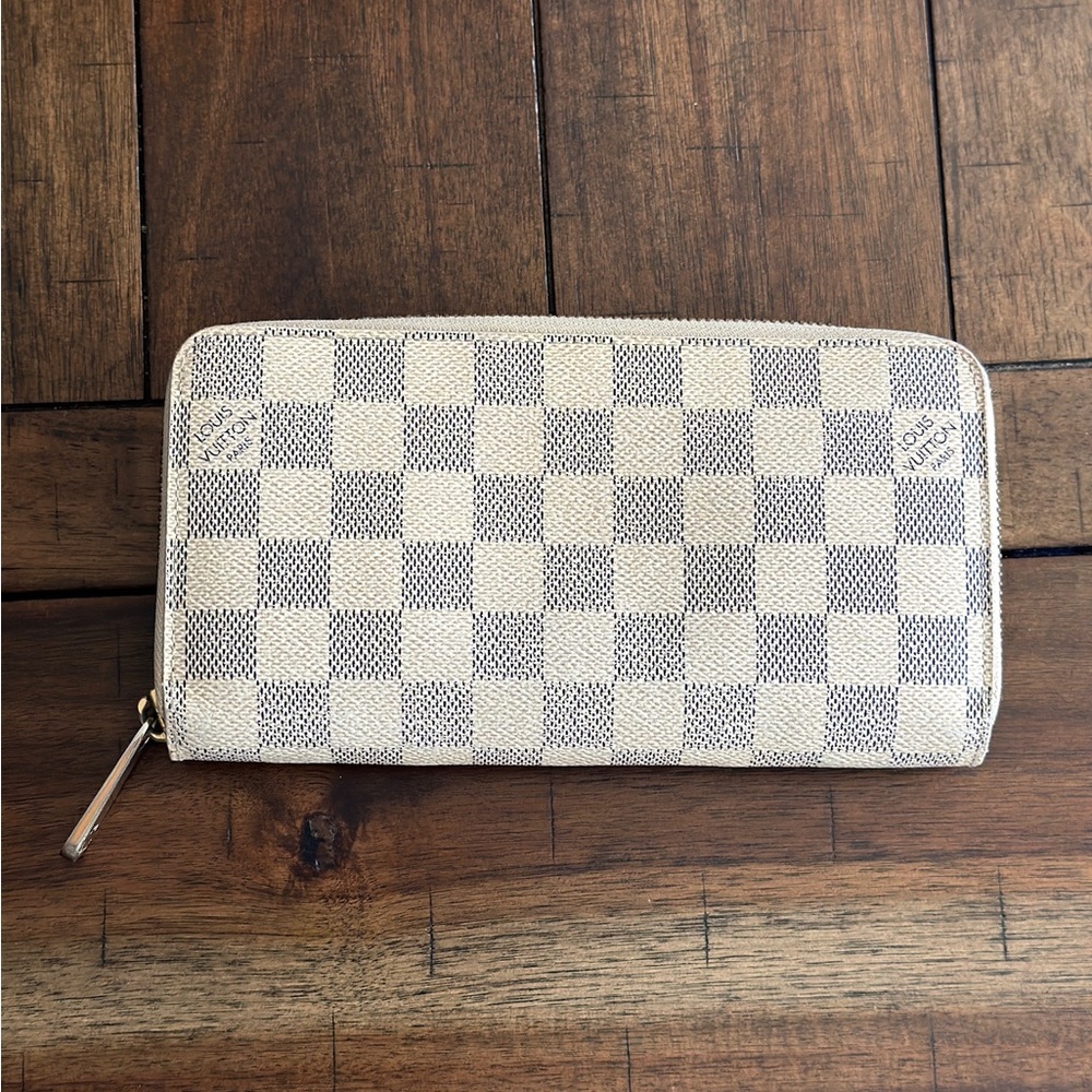 Louis Vuitton Zippy Wallet Damier Azur